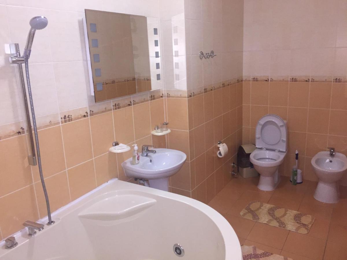 Мотel Vezha 363Kme40 Hotel Molodava Kültér fotó